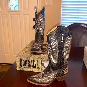 Corral Vintage Boots 8.5